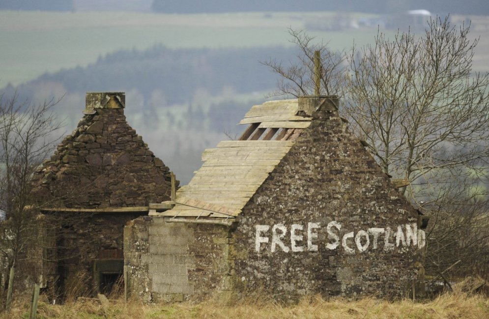 Ваши ставки, дамы и господа! 13 главных фотографий накануне референдума в Шотландии