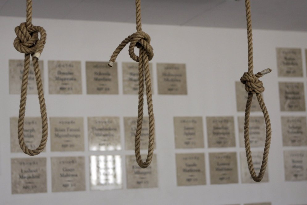 Nāvessoda un moku rīku eksports turpmāk jāsaskaņo ar Ārlietu ministriju