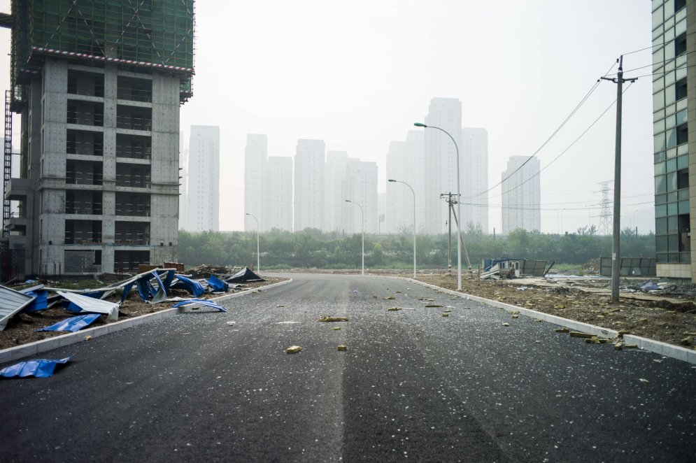 Рвануло: 29 страшных фото, показывающих последствия взрывов в Тяньцзине