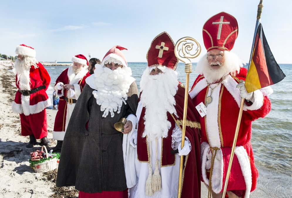 Сотни Санта-Клаусов собрались на ежегодный конгресс в Копенгагене