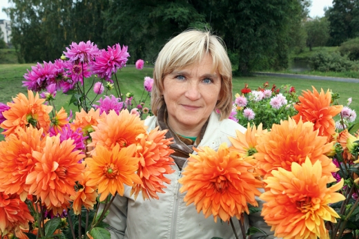  Raksta autore - Nacionālā botāniskā dārza Lakstaugu floras nodaļas asistente Ilma Nereta