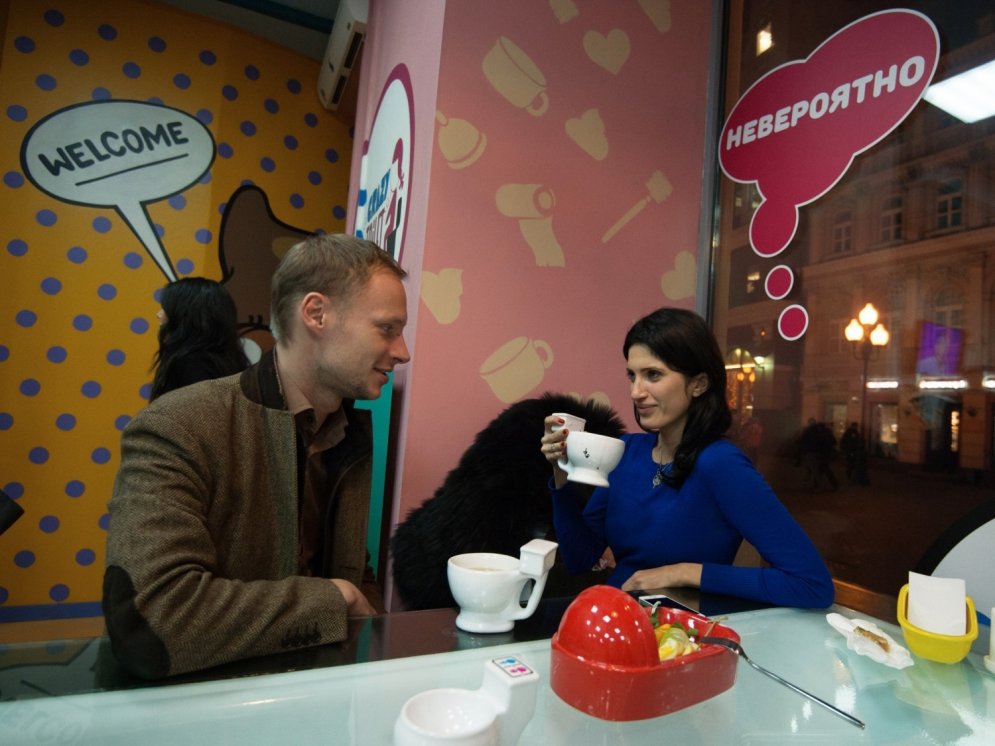 Pusdienas no poda un tēja no pisuāra: neparasta pieredze Maskavā