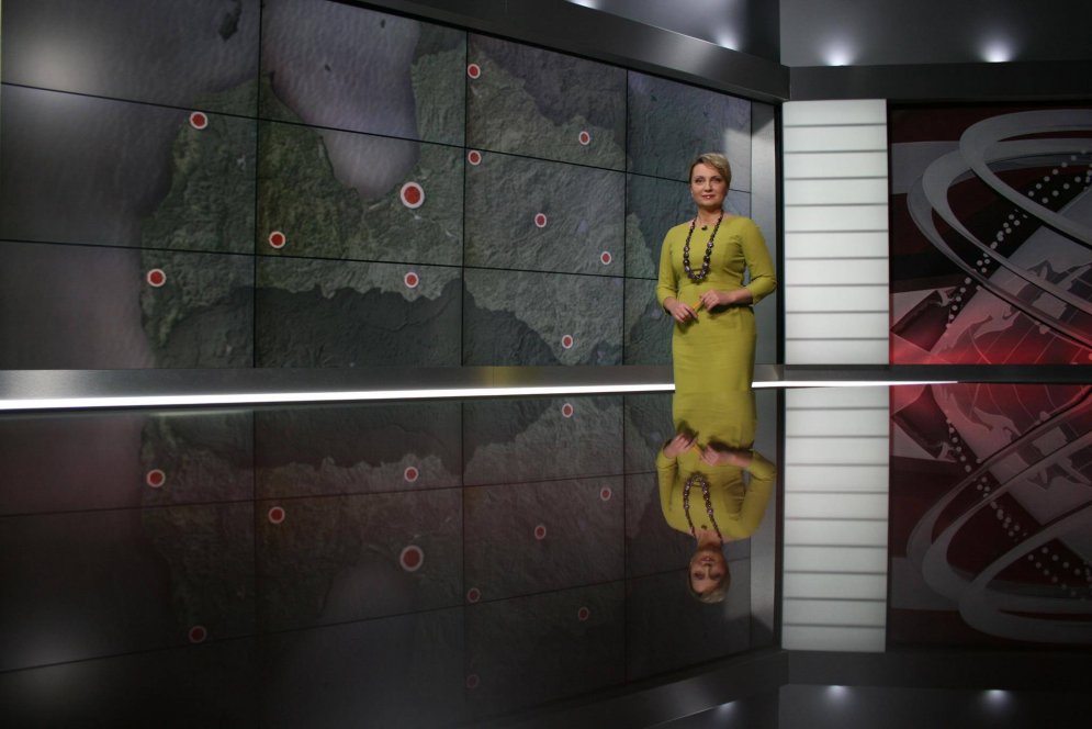 И о погоде: Кто они, красавицы с латвийских телеканалов, ведущие "Прогноз погоды"?