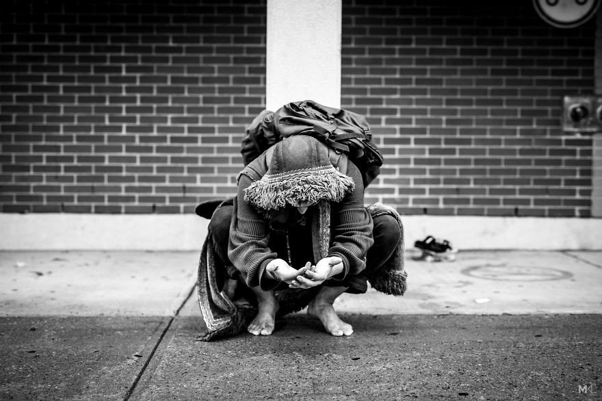 Fotogrāfs iemūžinājis Kanādas bezpajumtnieku dzīvi