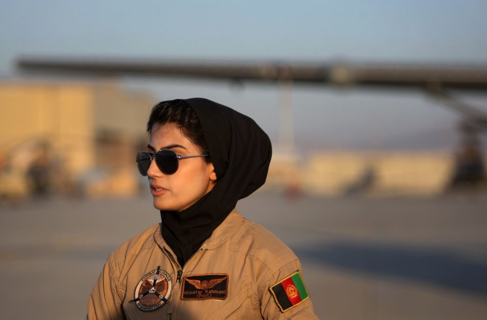 Kā dzīvo Afganistānas armijas vienīgā sieviete pilote