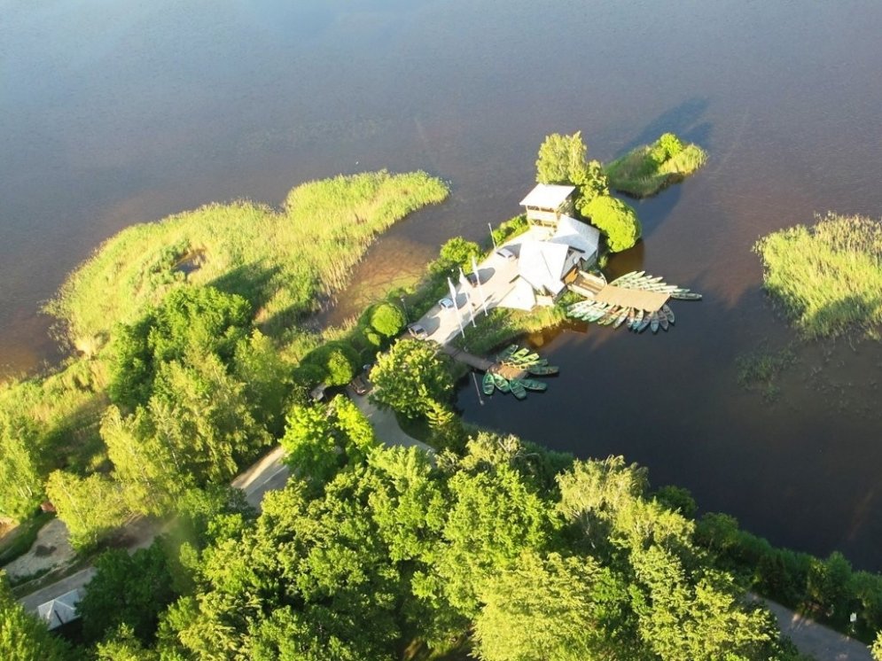 Skaistākie ezeri Latvijā kā makšķerniekiem, tā atpūtniekiem