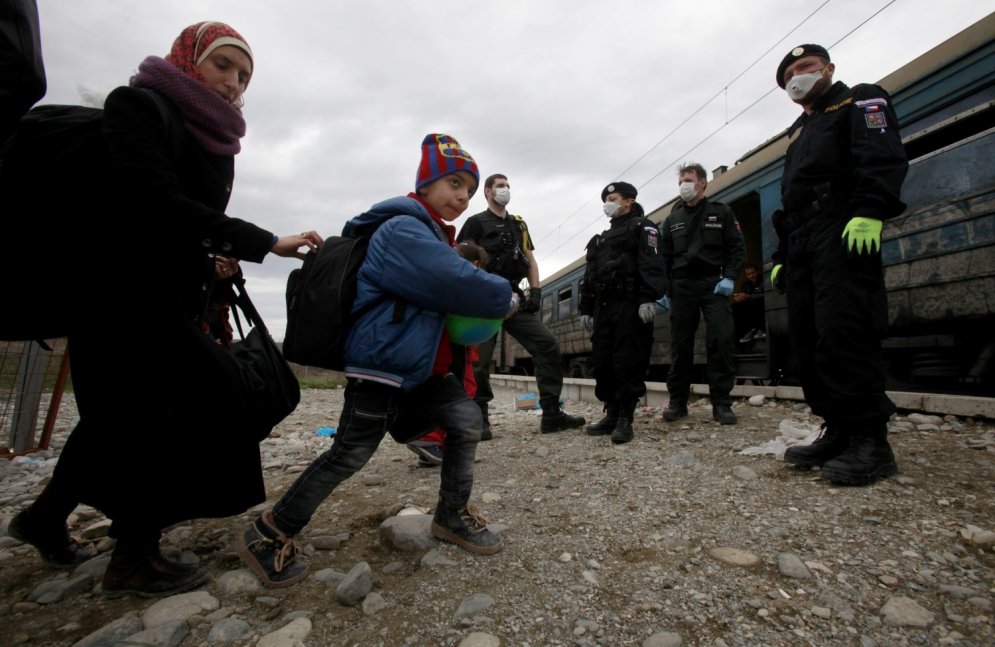 Maķedonijas bēgļu nometnēs bez pārmaiņām