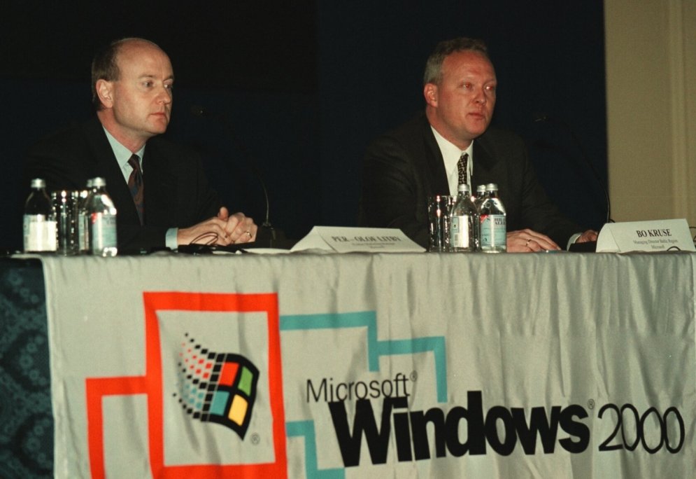 Programmatūru renesanse - Windows 2000