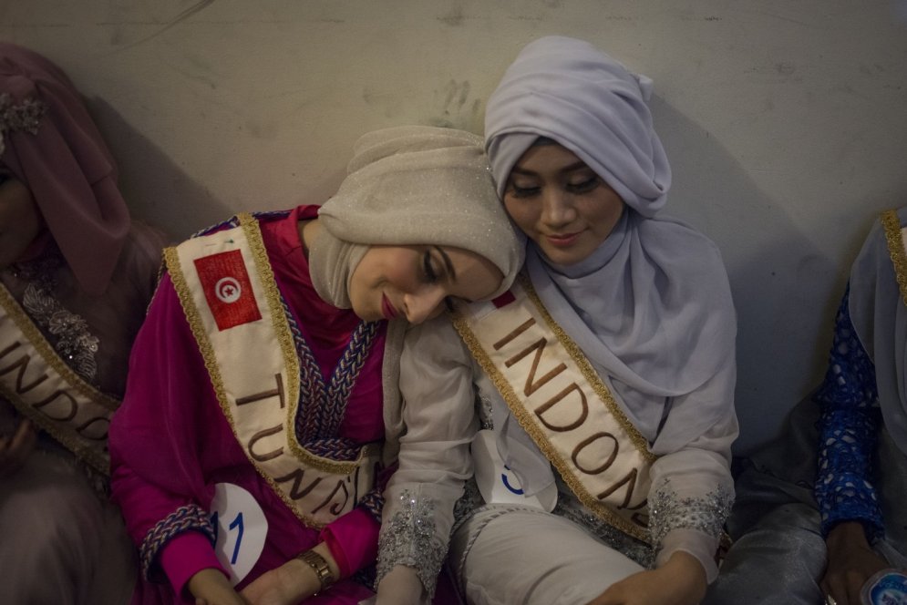 Atklāts, kas notiek konkursa 'Mis musulmaniete' aizkulisēs