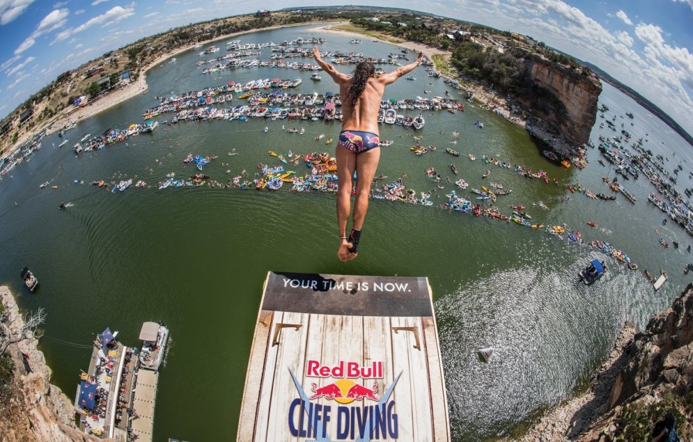 'Red Bull' klintslēkšana Teksasā