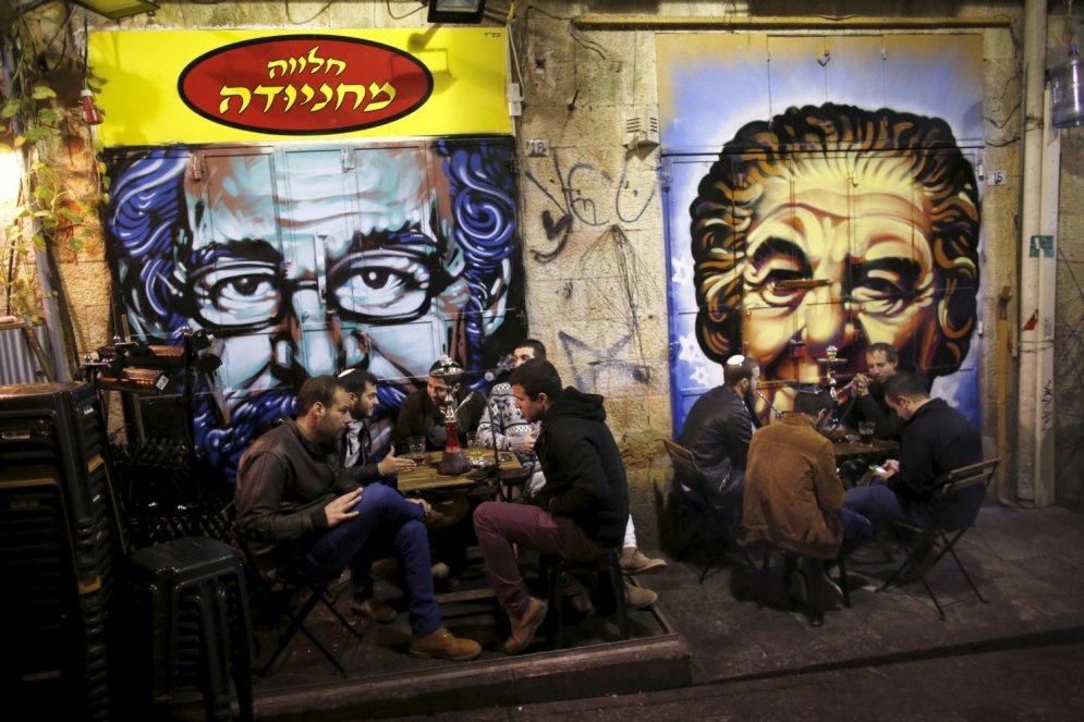 Jeruzalemes tirgus pārvēršas par ebreju mākslinieka rotaļlaukumu