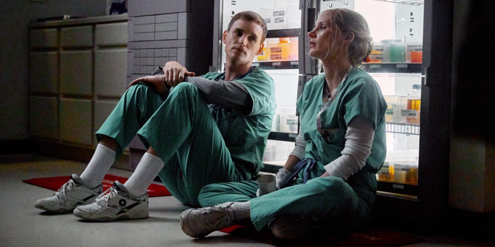 'Netflix' filma 'The Good Nurse': stāsts par medpersonālu, kurš nogalināja pacientus