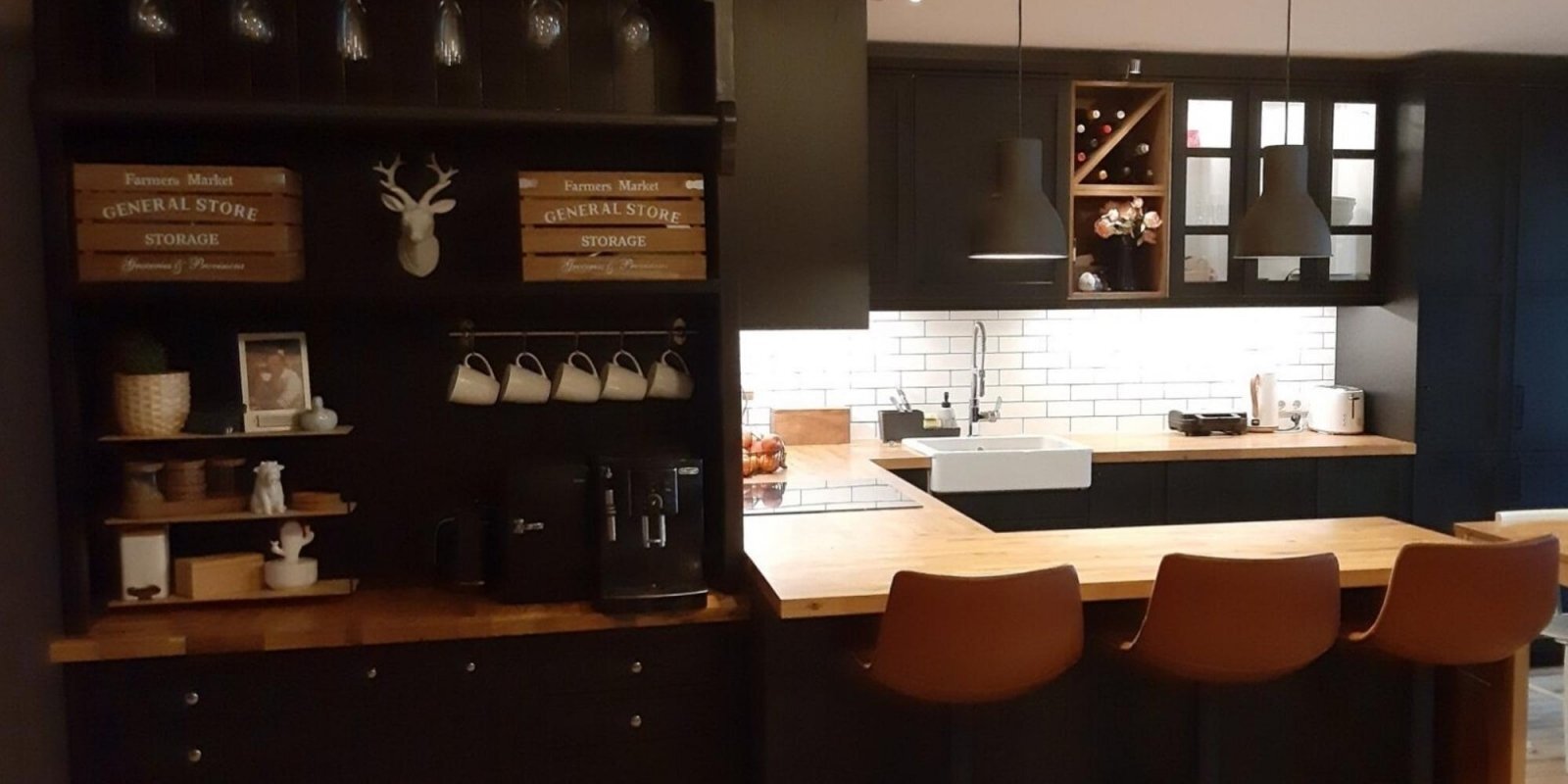 ФОТО. Как своими руками превратить видавший виды шкаф в кофе-бар? Личный опыт и инструкция