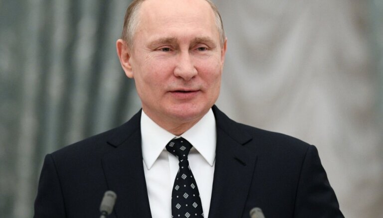 Президент России продлил эмбарго на пищевые продукты из стран ЕС