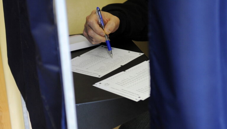 За референдум о новых сроках работы самоуправлений собрано менее 1% необходимых подписей