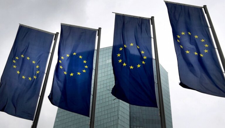 Реформа таможни, выборы в Европарламент, контроль за криптовалютой. Евродайджест: главные события недели