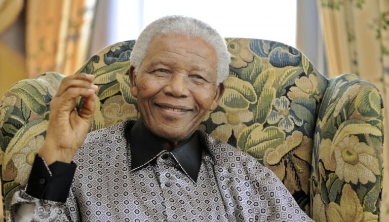 Нельсон Мандела завещал наследникам $4 млн.