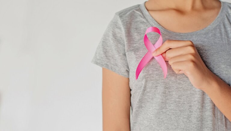 Приглашения женщинам на скрининг рака будут рассылать не только в электронном, но и в бумажном виде