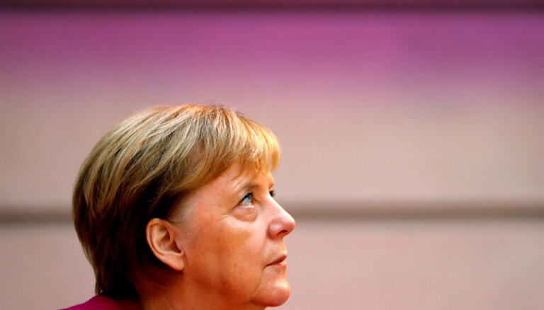 ЮНЕСКО вручила экс-канцлеру Германии Ангеле Меркель премию мира