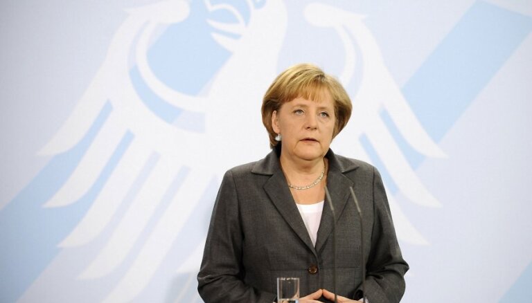 Меркель пойдет на третий срок под флагом Европы