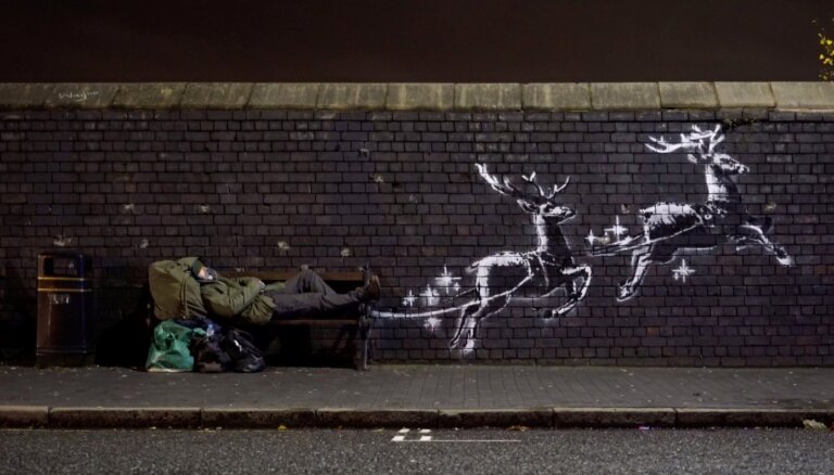 Benksijs Birmingemā radījis bezpajumtniekiem veltītu sienas gleznojumu