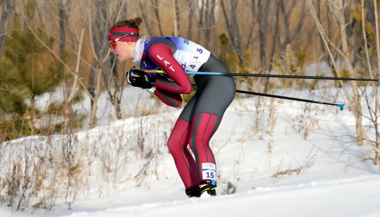 Krampe labākā no Latvijas slēpošanas izlases pasaules junioru čempionātā 20 kilometru distancē