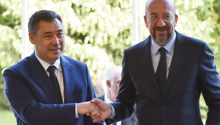 Kirgistānas prezidents mudina izbeigt karu Ukrainā