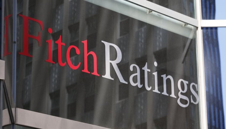 Fitch Ratings сохранило рейтинг Латвии на уровне "A-"
