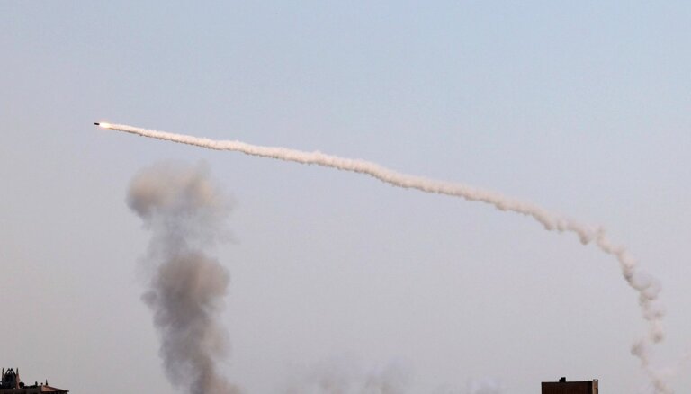 Обострение в Газе: Израиль второй день наносит удары по позициям боевиков, те отвечают ракетами