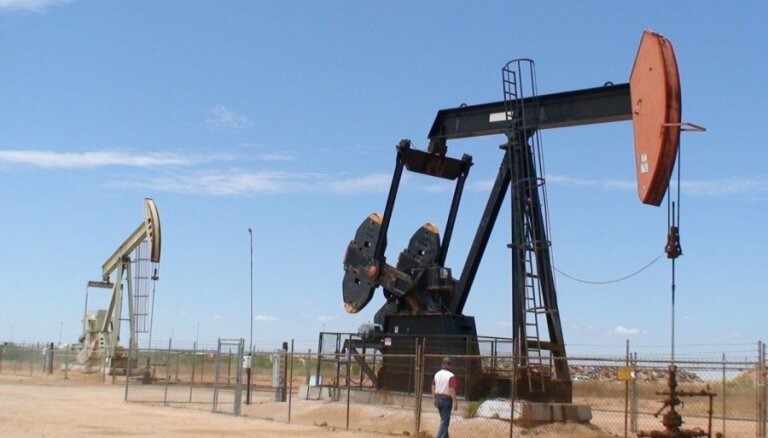 Цены на нефть обвалились из-за новостей из Ливии и неблагоприятной статистики