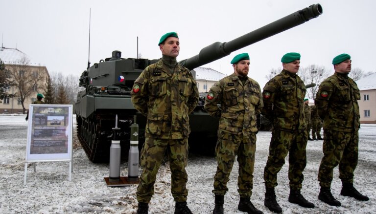 Čehi ir apņēmušies aizstāvēt NATO Austrumu flangu, apliecina ministrs