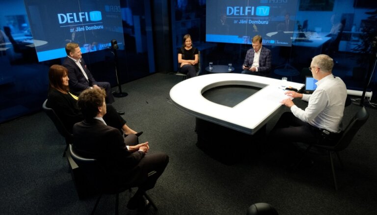 'Delfi TV ar Jāni Domburu': Vai mācības sākušās drošās skolās? Pilns ieraksts