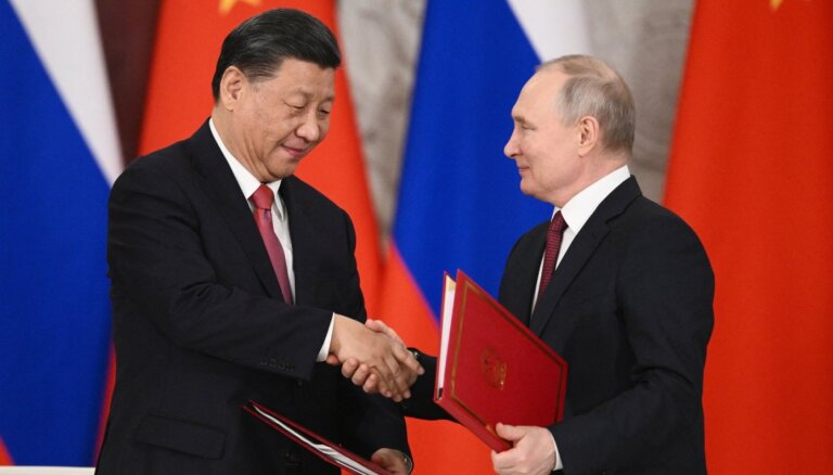 Макрон едет в Китай обсуждать Украину. Уговорят ли они Си не помогать Путину?