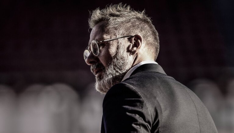 'Hei, lellīt, tu nāksi ar mani!' Ko slavenais treneris Torstens Finks sola Latvijas futbolam