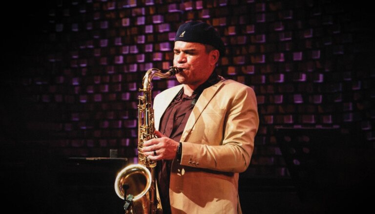 Festivālu 'Saxophonia' noslēgs brazīliešu džeza zvaigznes