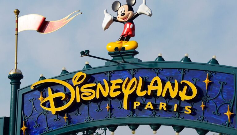 'Disney+' abonentu skaita kritums iezīmē grūtu periodu izklaides uzņēmumiem