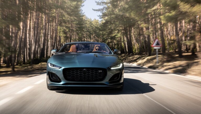 Turpmāk jaunajiem 'Jaguar' būs piecu gadu garantija
