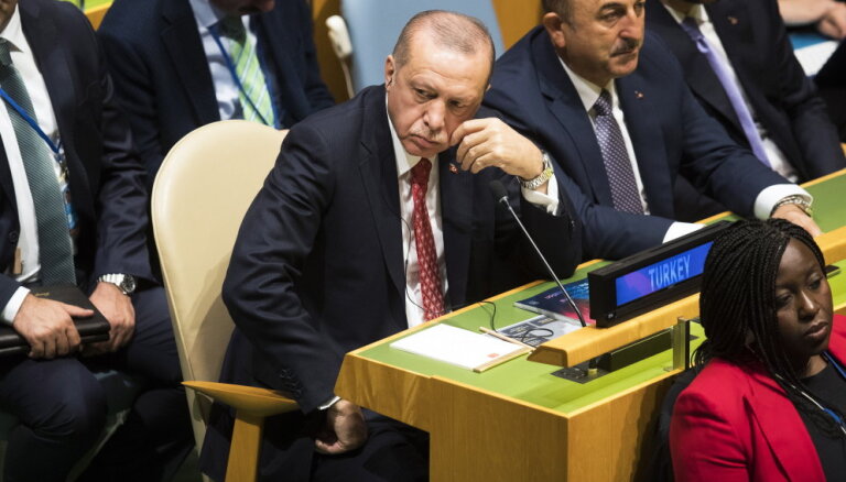 Эрдоган обвинил "знаменитого еврея" Сороса в финансировании турецких протестов 2013 года