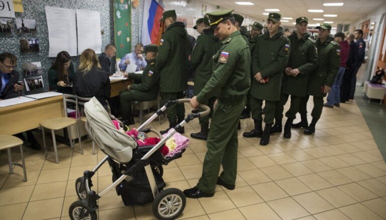 Foto: No Krimas līdz Maskavas centram – vēlē Krievijas valsts domi