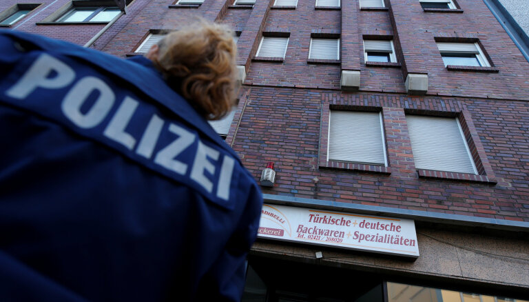 Vācijas policija izmeklēšanas ietvaros par klimata aktīvistiem veic kratīšanas