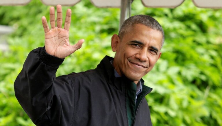 Музыкальный сервис Spotify предложил Обаме работу "президента плейлистов"