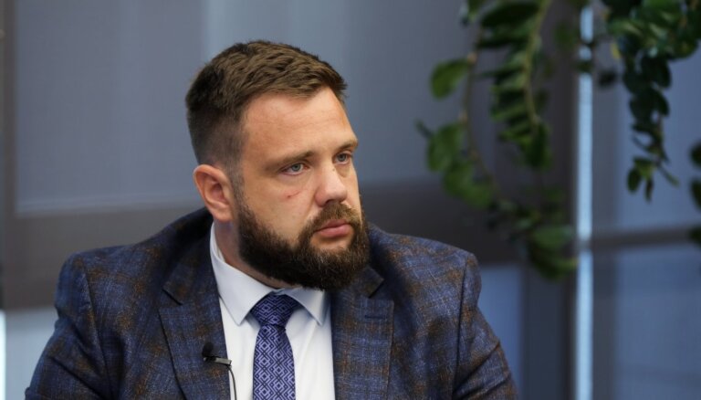 Премьер-министр издал распоряжение об отставке министра экономики Яниса Витенбергса