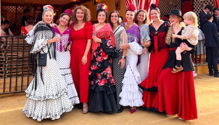 Flamenko un greznas karietes – Florenci līksmo Seviljas tradicionālajā gadatirgū