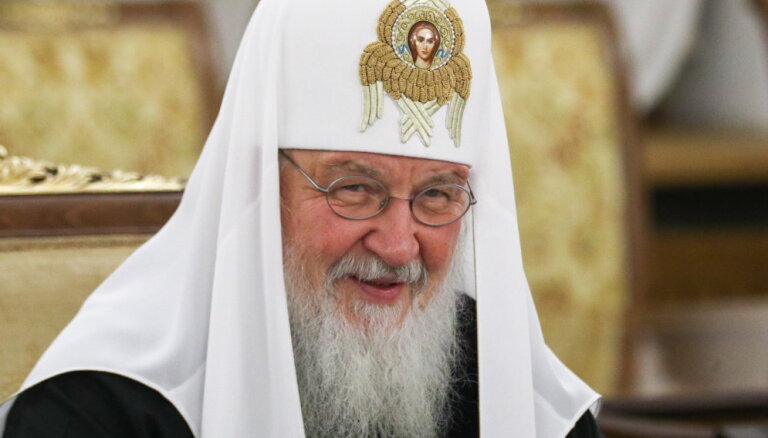 Патриарх Кирилл наказал протоиерея за "Троицу". Кто такой Леонид Калинин и что он сделал