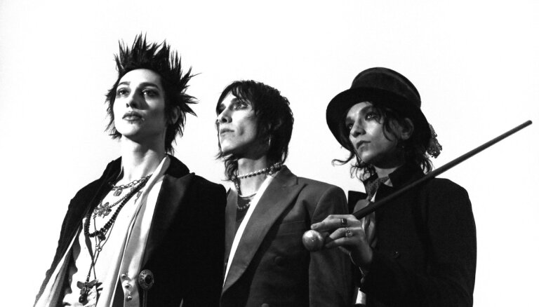 Весной в Риге выступят рок-н-ролльные "циркачи" Palaye Royale