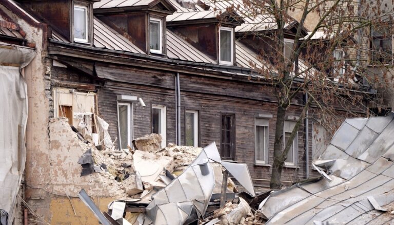 11 машин под обломками, жертв нет. Обрушение дома в центре Риги: что известно к утру пятницы?