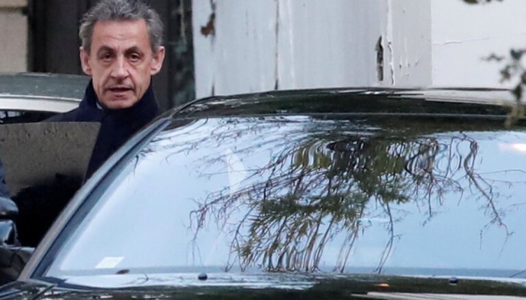 Саркози вновь обвиняют в коррупции и злоупотреблении положением