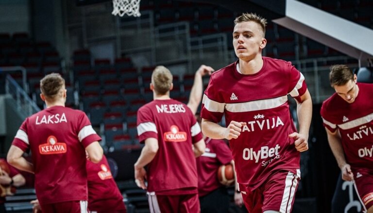 Žagars vēl nav pievienojies Latvijas izlasei pozitīva Covid-19 testa dēļ