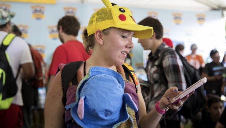 'Pokemon Go' jubilejas festivālu Čikāgā piemeklē tehniskas likstas
