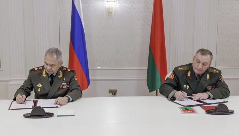 Kremlis ar Minsku parakstījis līgumu par Krievijas kodolieroču izvietošanu Baltkrievijā